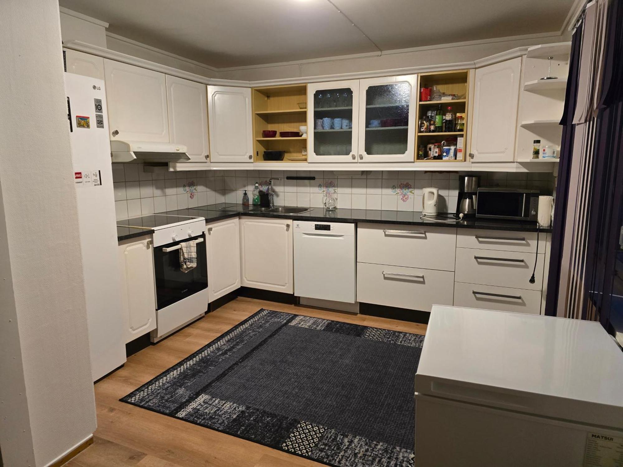 Feelhome 4 Bedrooms Polarvegen Leilighet Tromsø
