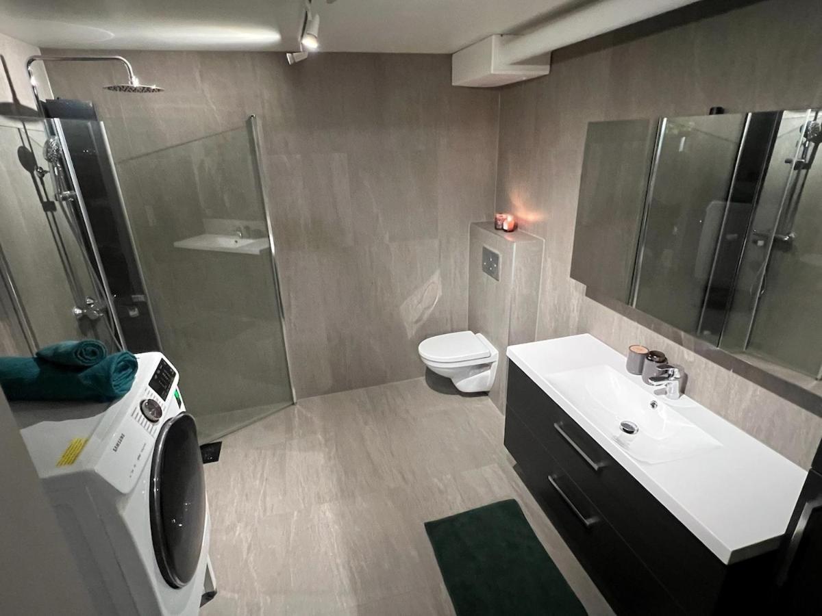 Apartment Arctic Hideaway- The Polar Haven *