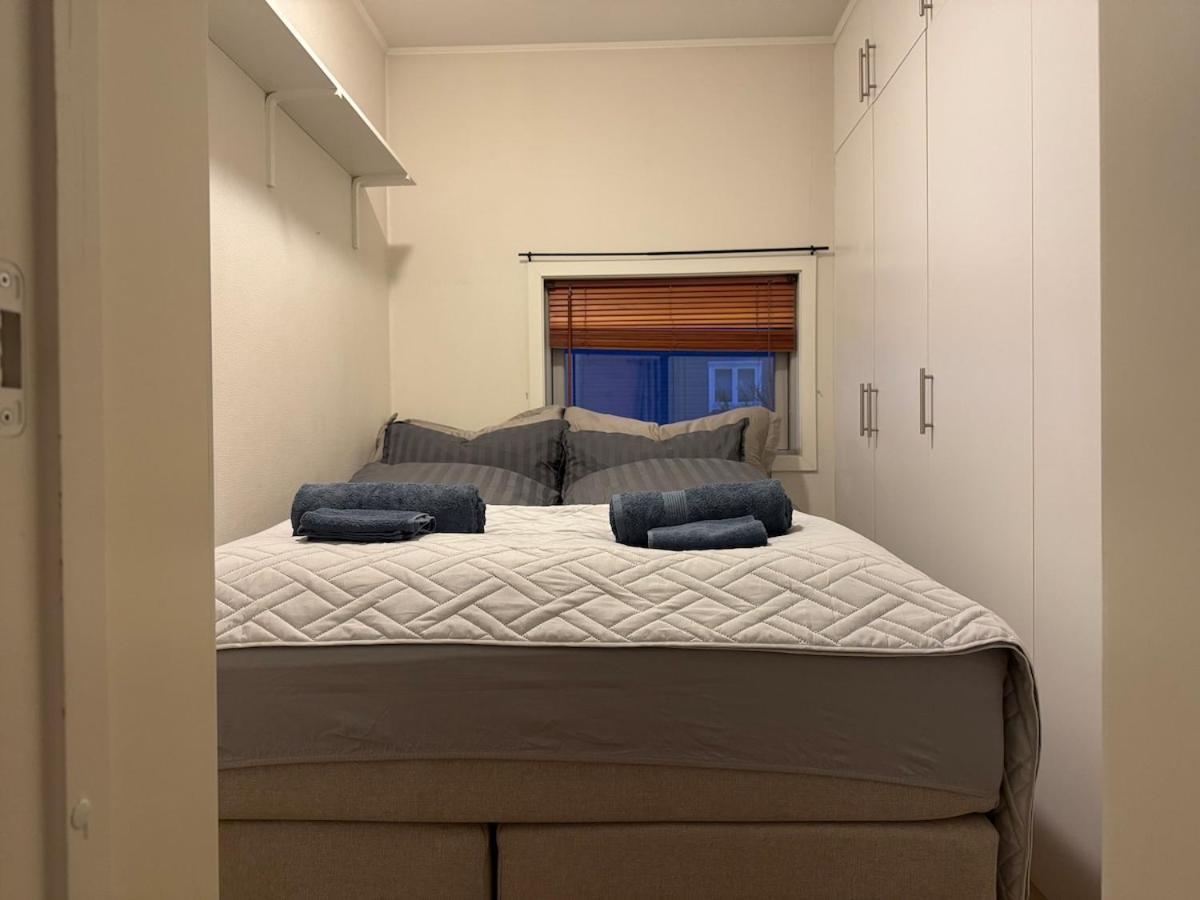 Apartment Sentral Leilighet, 2 Soverom, Opptil 5 Personer