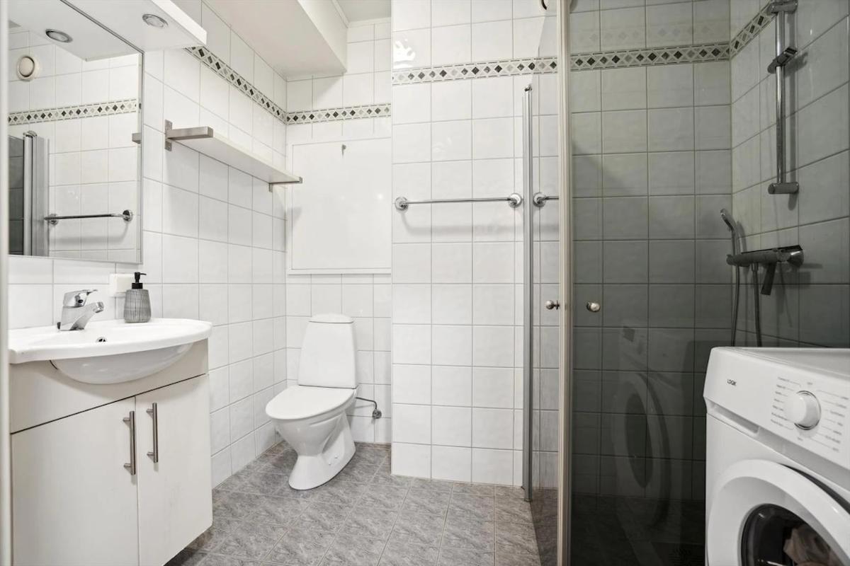 Apartment Sentral Leilighet, 2 Soverom, Opptil 5 Personer