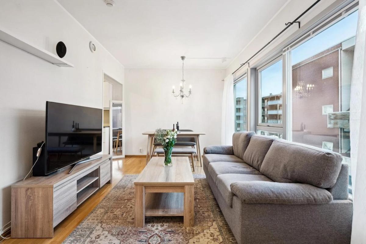 Sentral Leilighet, 2 Soverom, Opptil 5 Personer *