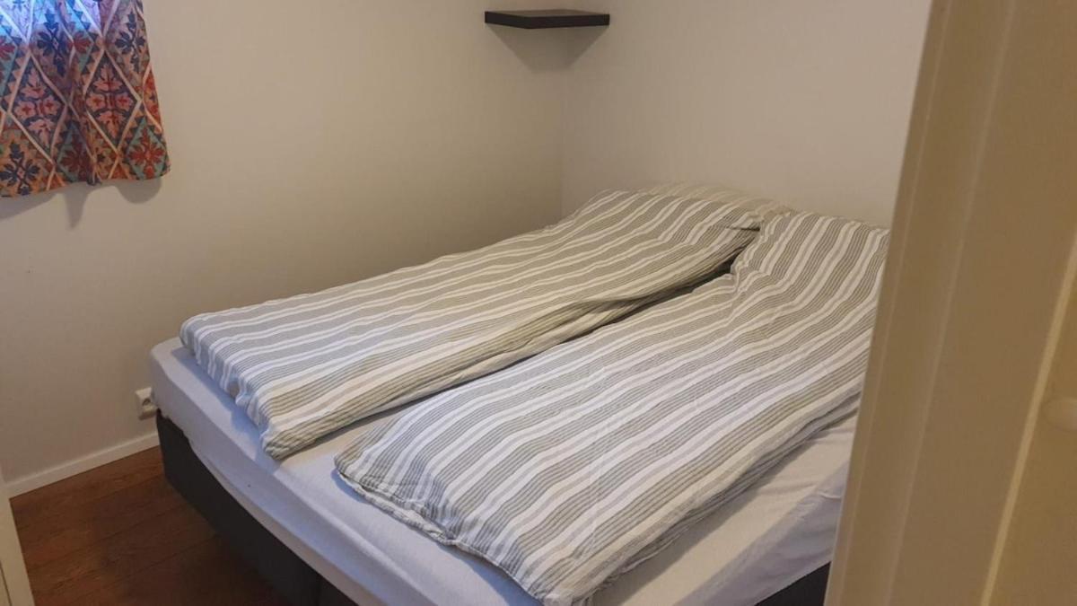 Cozy With Free Parking And Barbecue Area Apartment