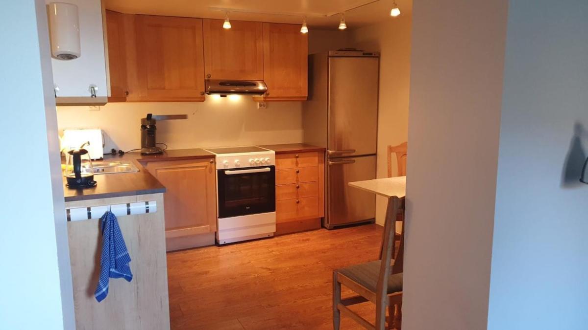 Cozy With Free Parking And Barbecue Area Tromso