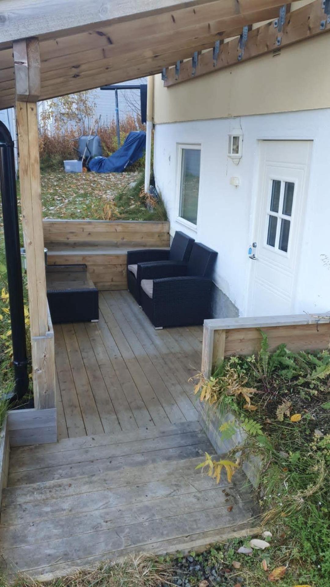 Apartment Cozy With Free Parking And Barbecue Area Tromso