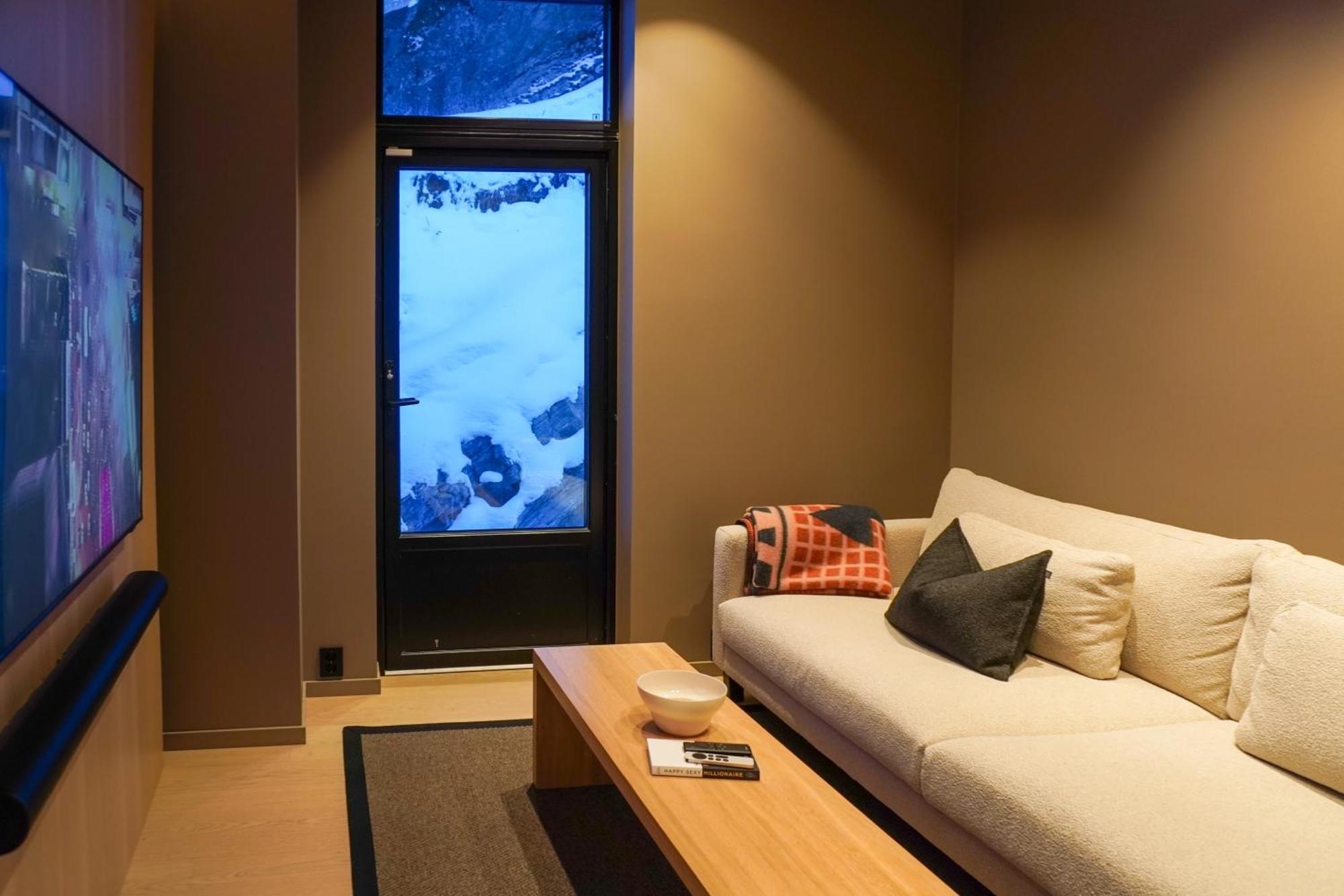 Coastal Retreat 3 Bedroom Haven Villa Tromso