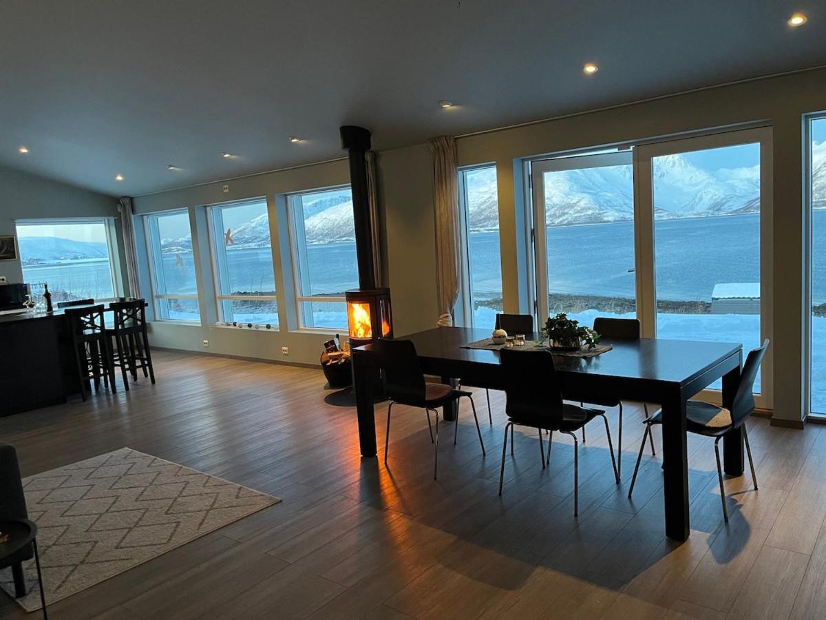 Moderne Ved Havet 3 Soverom Og 2 Bad * Tromso
