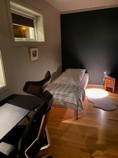 Villa Moderne Ved Havet 3 Soverom Og 2 Bad Tromso