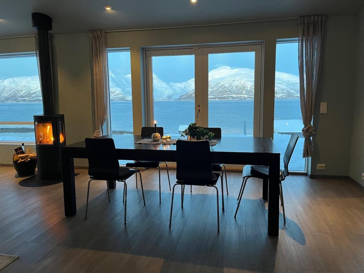 Moderne Ved Havet 3 Soverom Og 2 Bad *