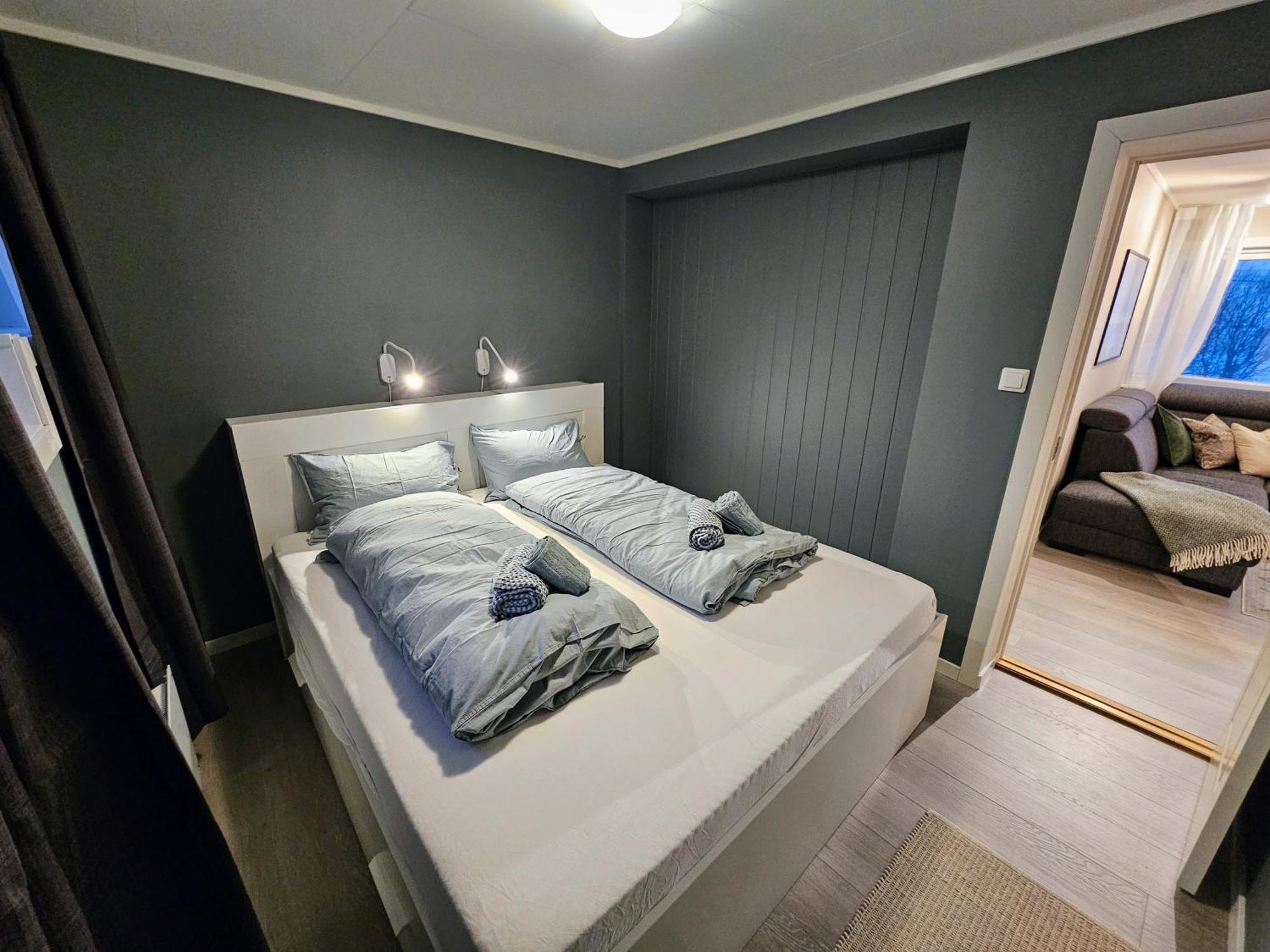 Apartment Cozy Close To The And The Mountains Tromso