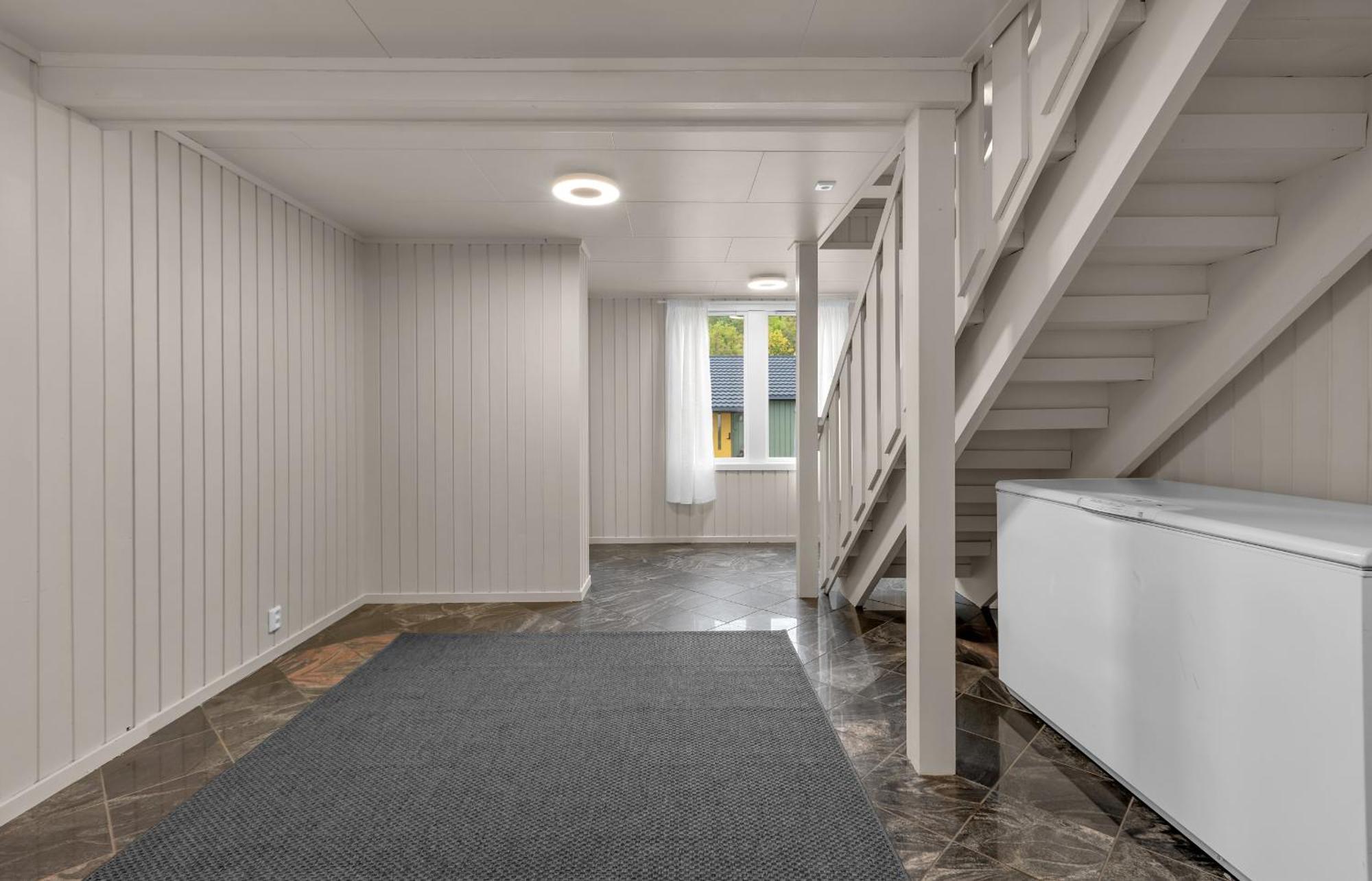 Stort Hus Med Mange Soverom Sentralt I Holiday home Tromso