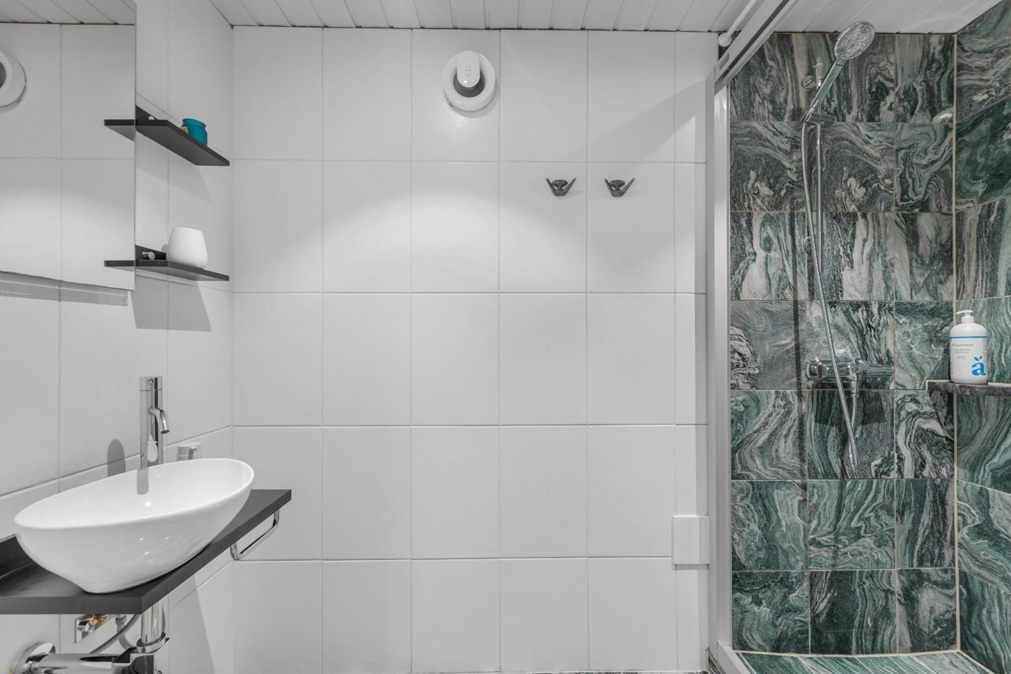 Stort Hus Med Mange Soverom Sentralt I Holiday home Tromso