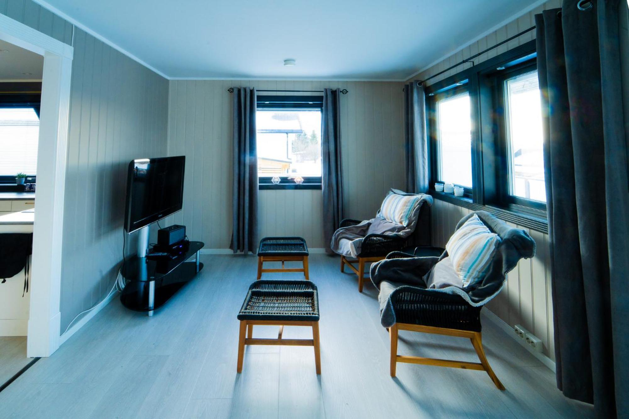 Gabbrovegen 52 Holiday home *