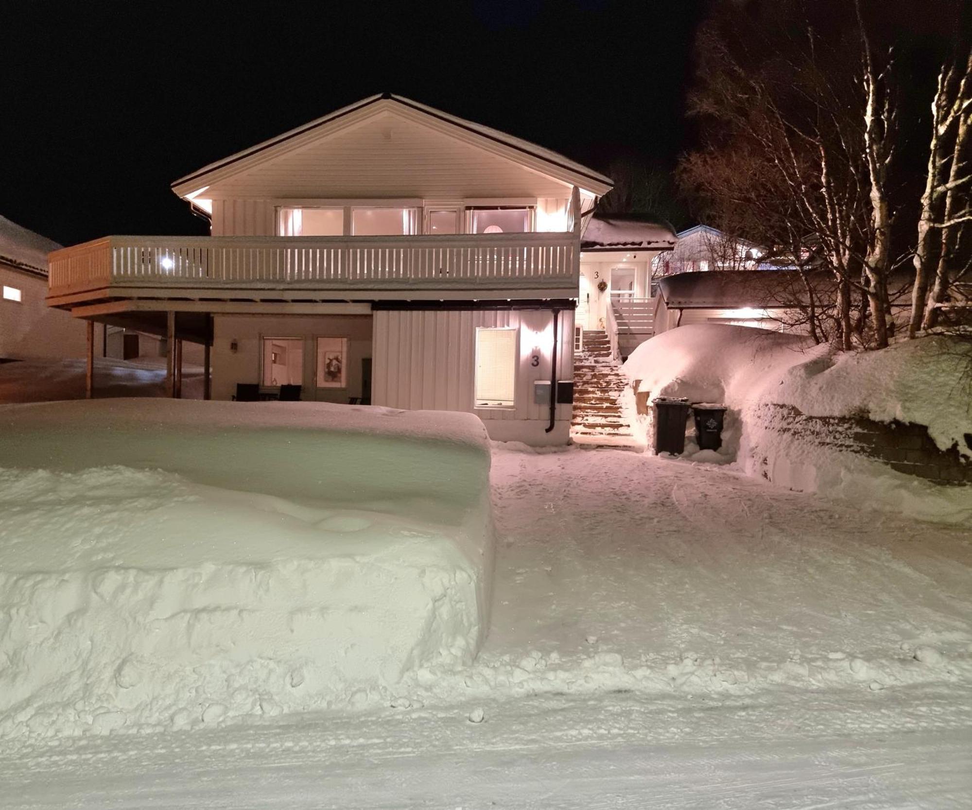 New Renovated Near The Airport With 3 Double Beds * Tromsø