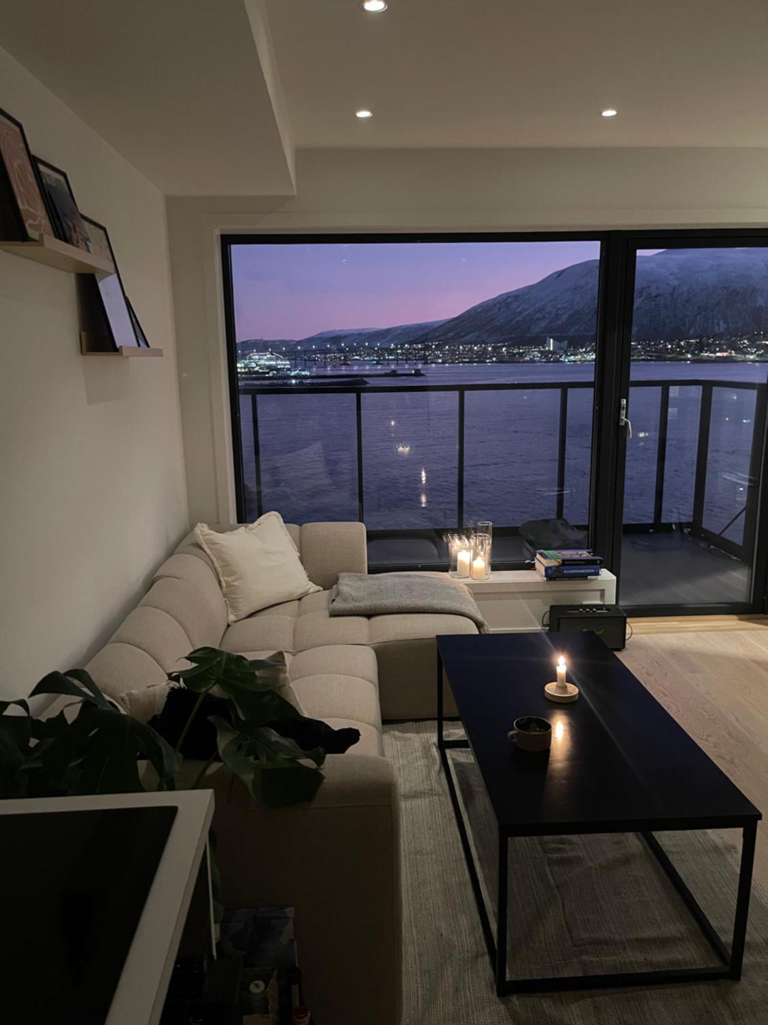 1 Bedroom With Seaview 5 Minute Walk To Centre! Tromso