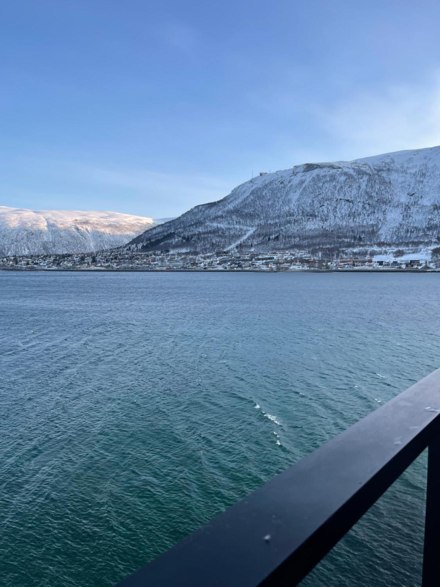 1 Bedroom With Seaview 5 Minute Walk To Centre! Apartment Tromso