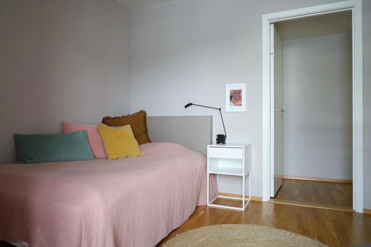 Near Both Center And Hiking Areas Apartment