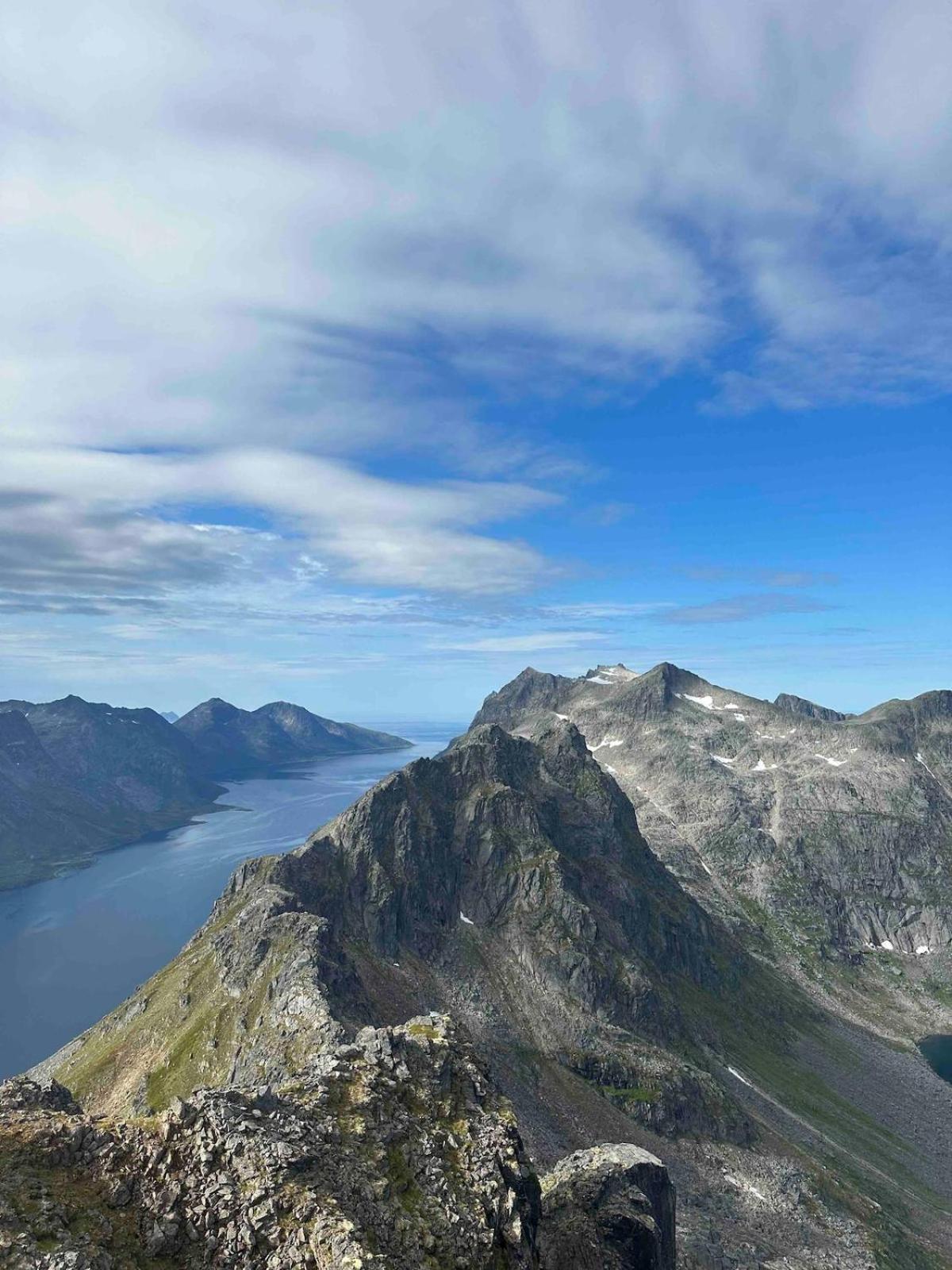 Near Both Center And Hiking Areas *