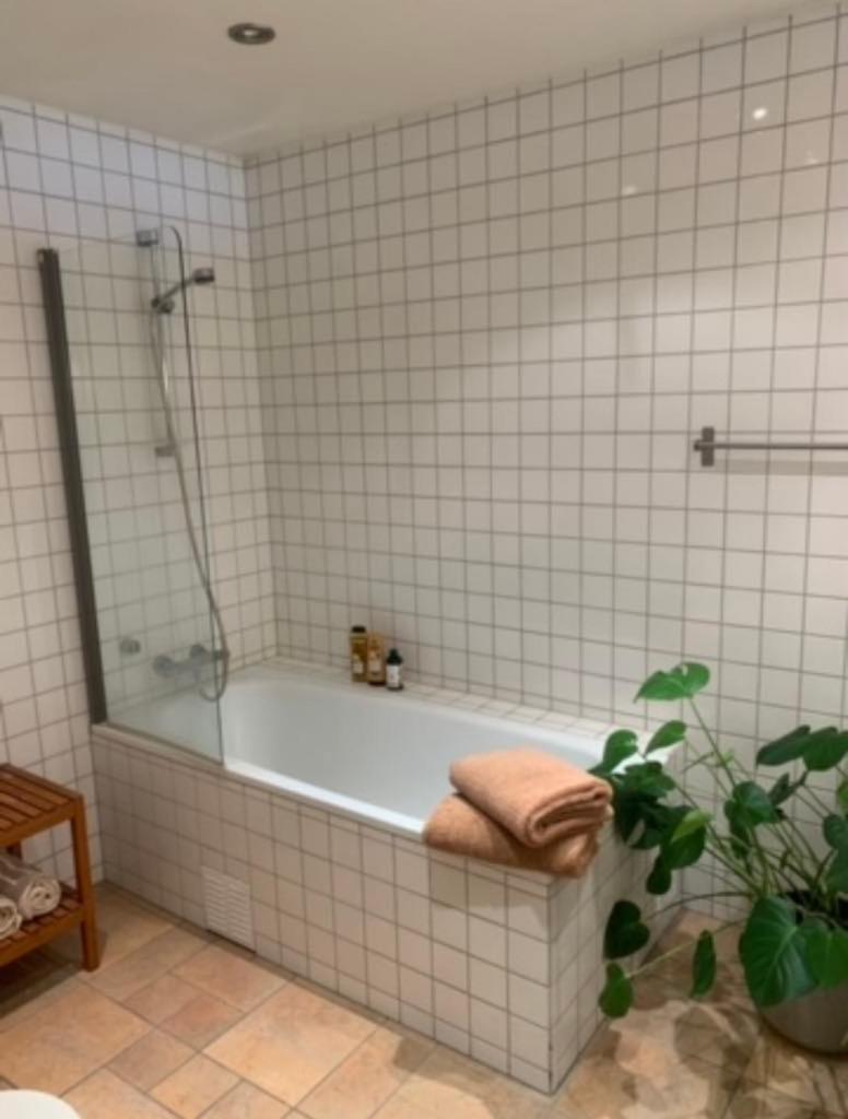 Spektakulaer Naert Sentrum Og Prestvannet Villa Tromsø