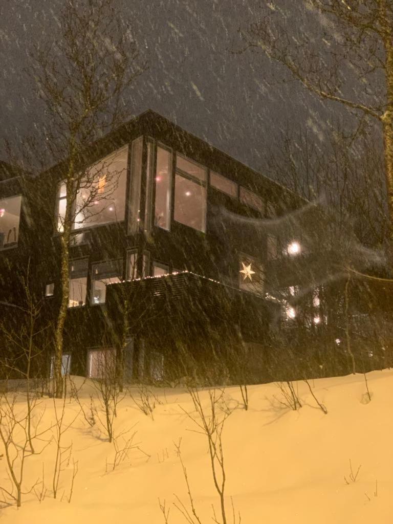 Villa Spektakulaer Naert Sentrum Og Prestvannet