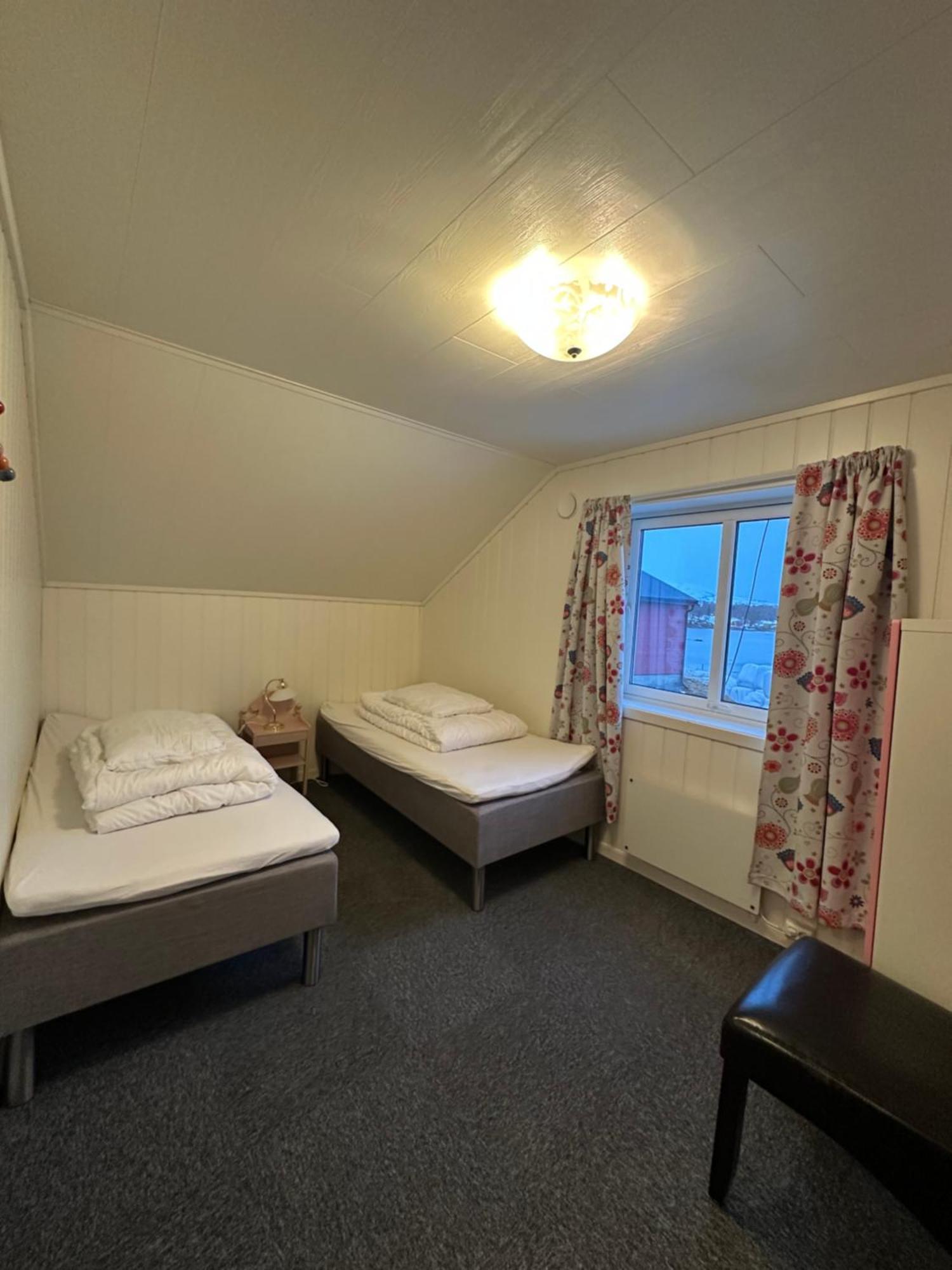 Marisletta Farm - House By The Sea Holiday home Tromso