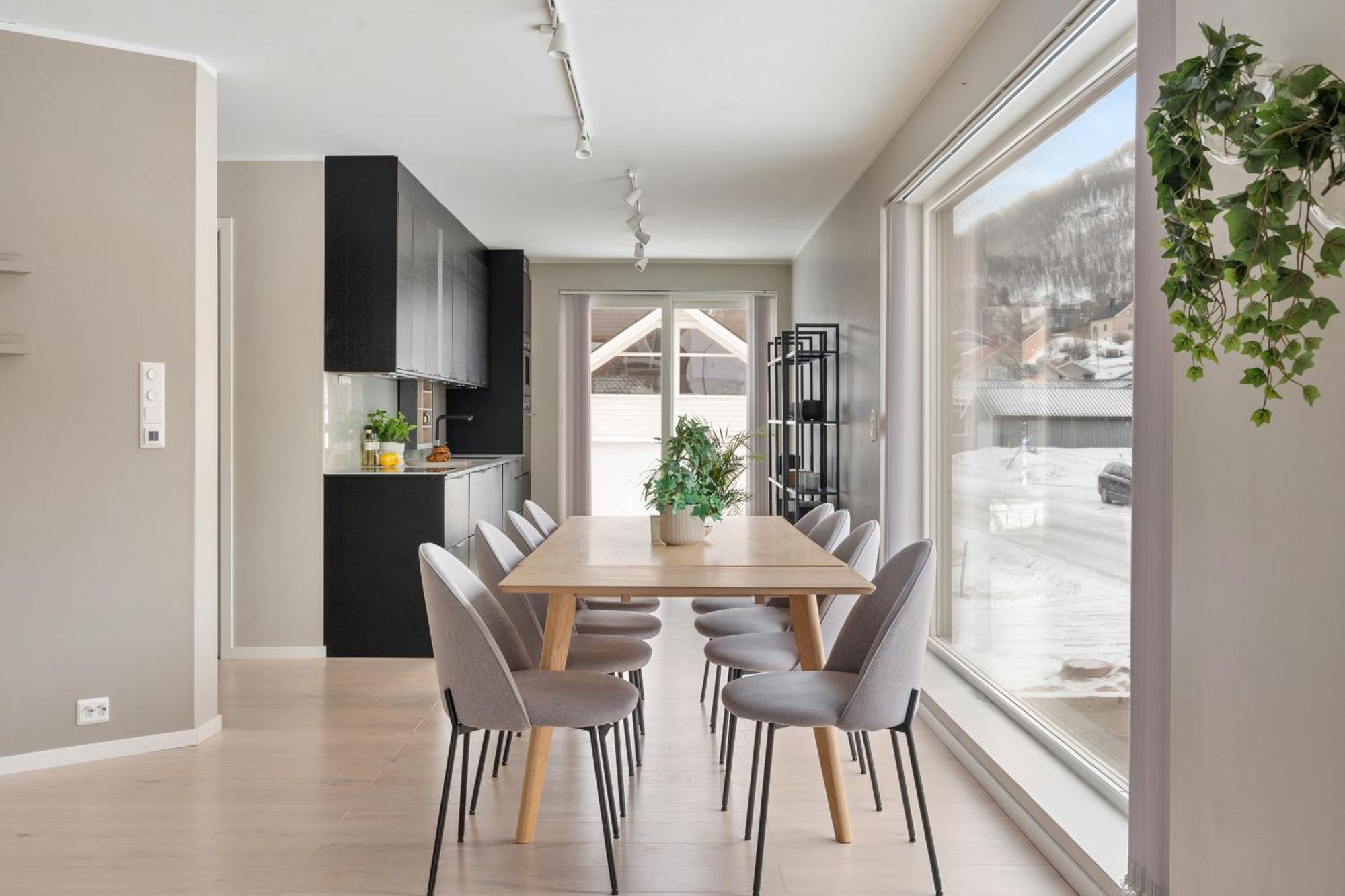 Apartment Luxury L Perfect For Large Groups L Quiet And Free Garage Tromso