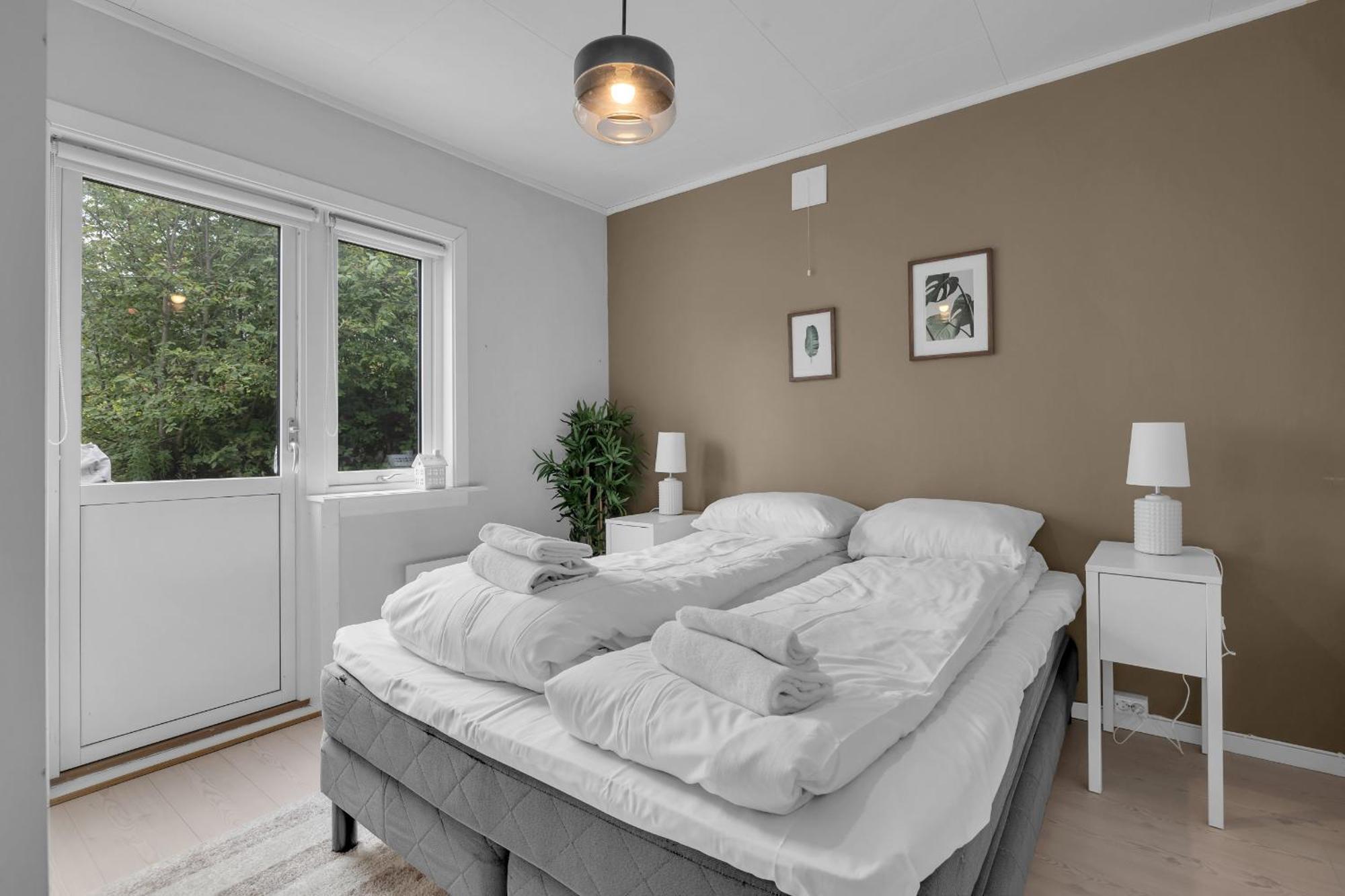 Modern Three-room Close To The Center Apartment Tromso