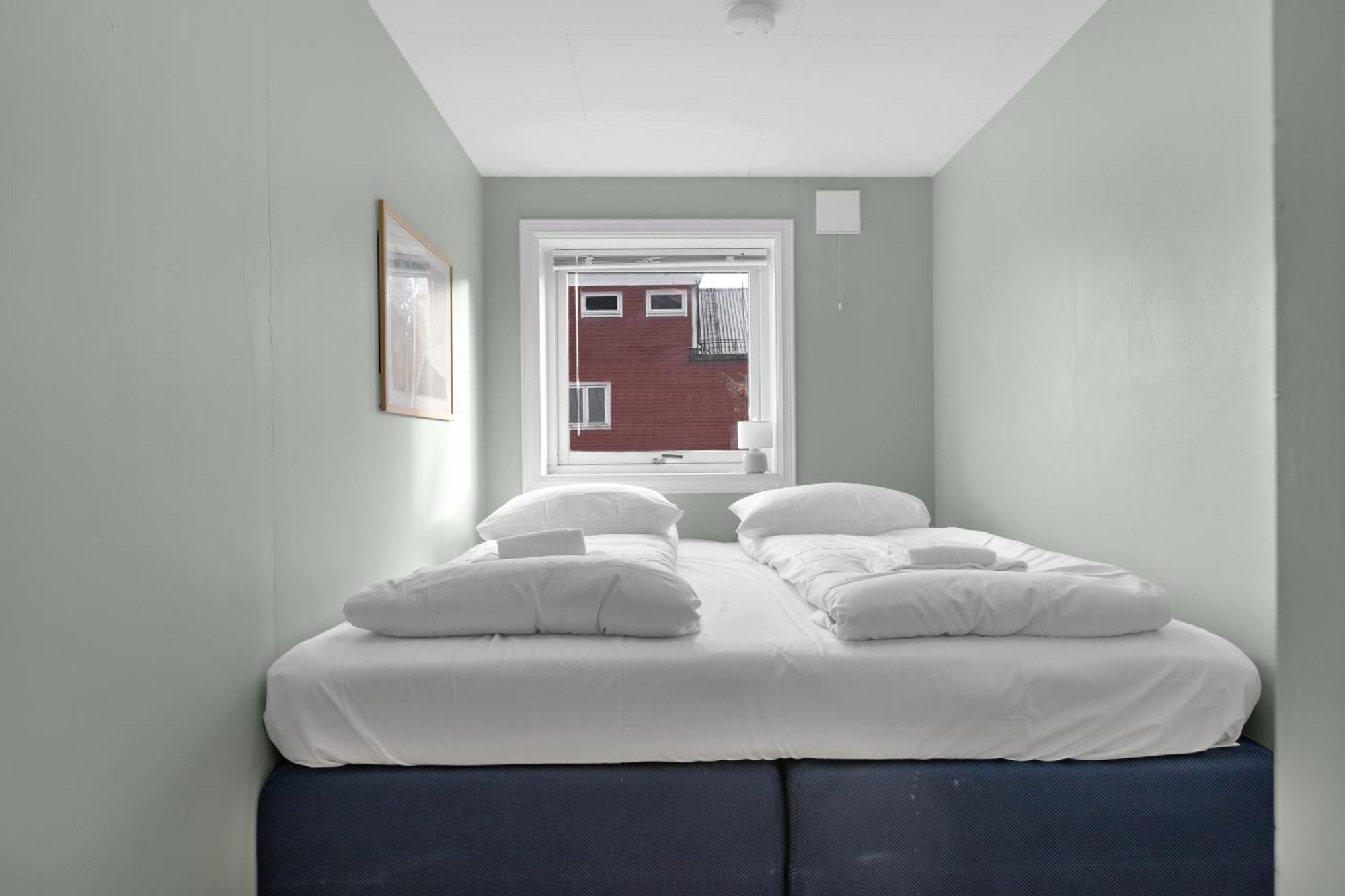 Two Bedroom Close To The *