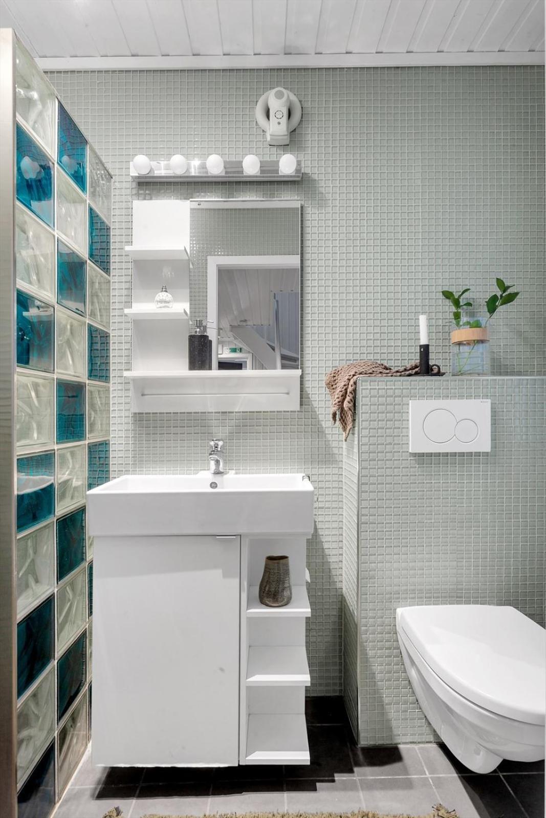 Cozy And Spacious In Centre *