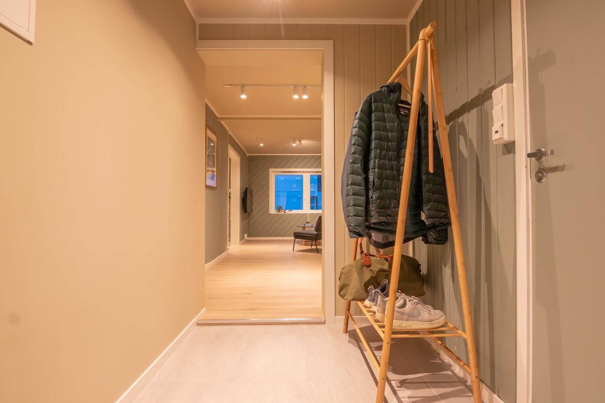 Cozy And Spacious In Centre *
