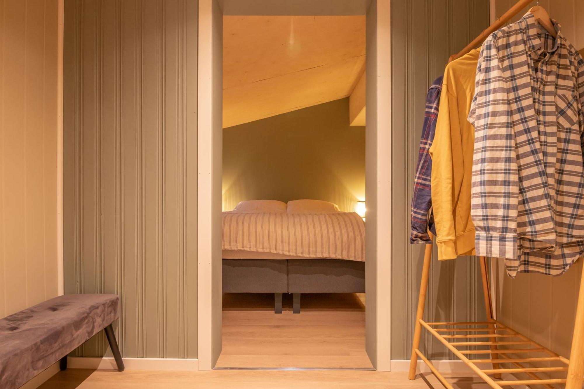 Cozy And Spacious In Centre