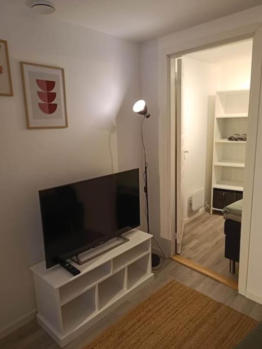 Cozy Close To Downtown Appartement Tromsø