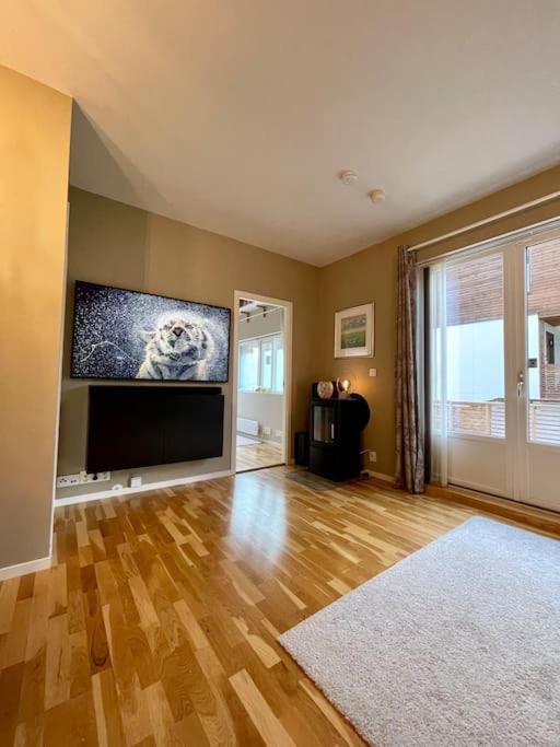 Cozy Home, Quiet Neighbourhood Apartment Tromso