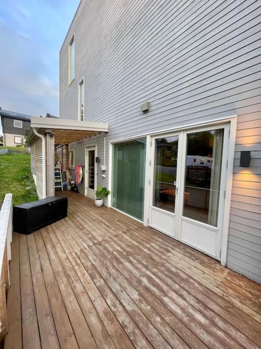 Cozy Home, Quiet Neighbourhood Apartment *
