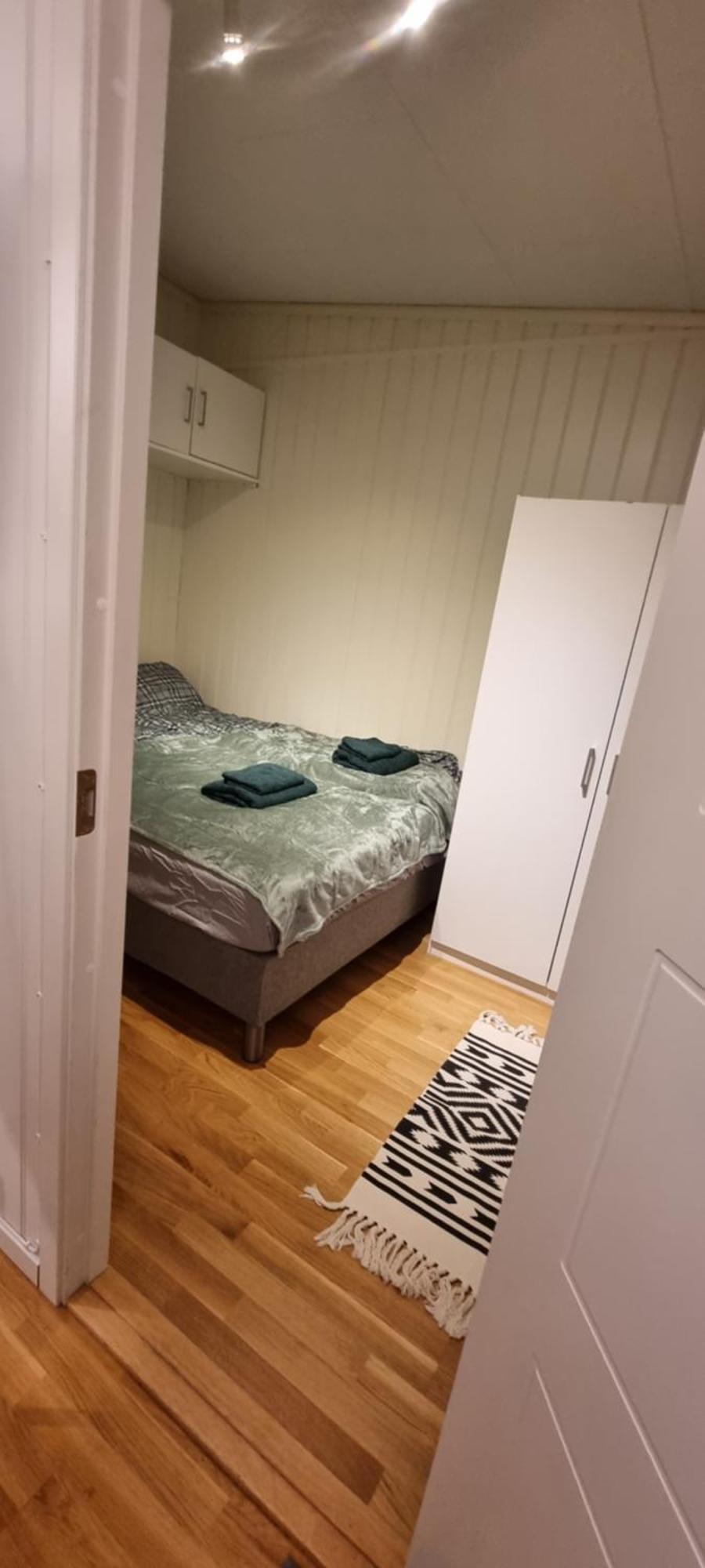 Apartment With Own Bedroom *