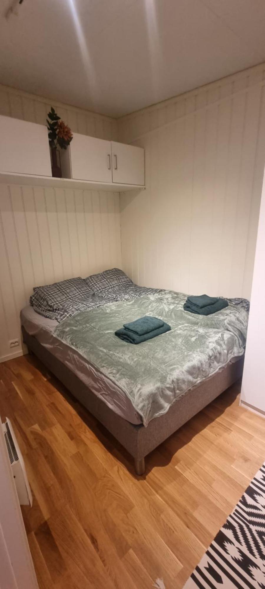 Apartment With Own Bedroom *