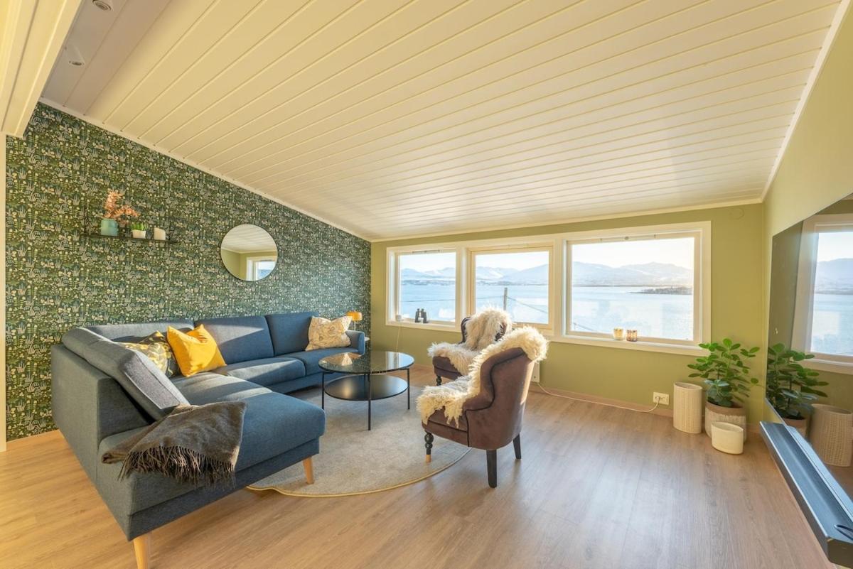 Big House With A Wonderful View Apartment