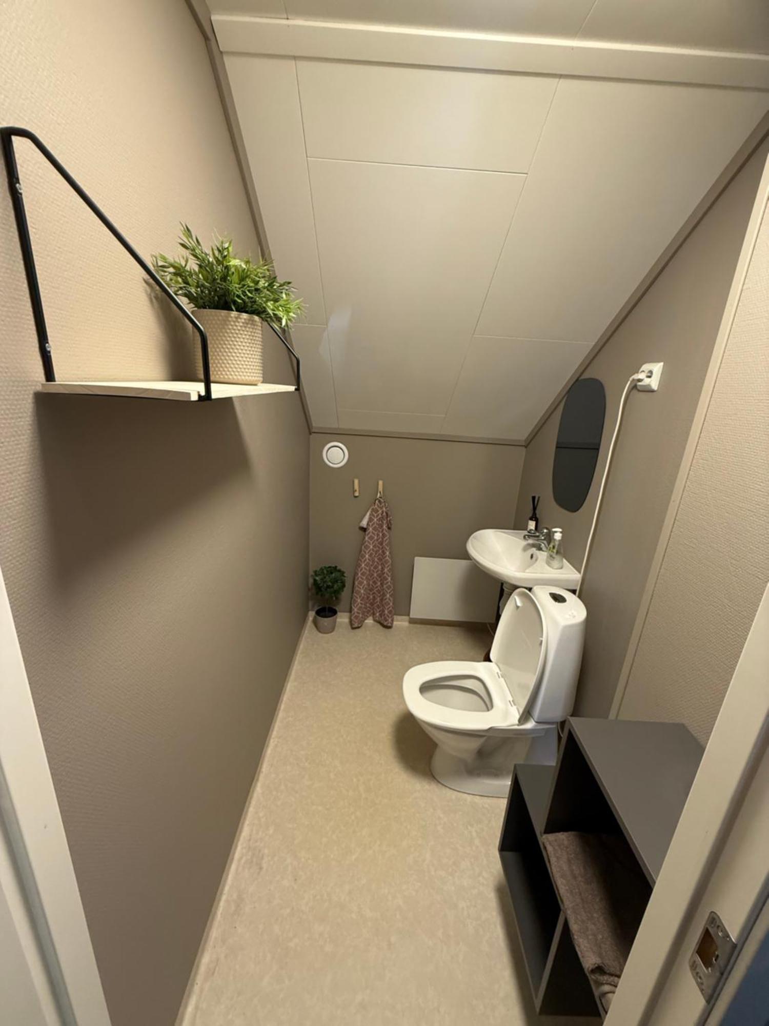 Alfheim Apartment, Central, Free Parking, Free Wifi Tromso