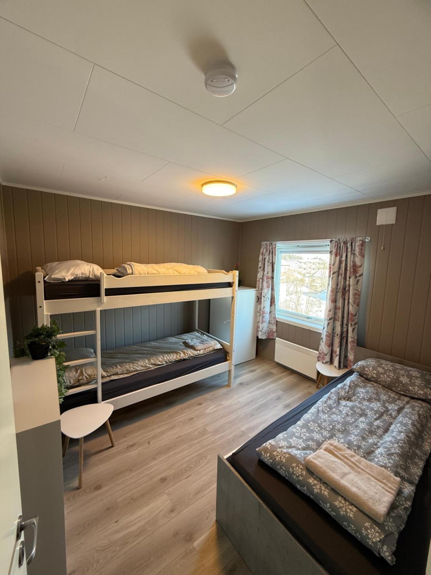 Alfheim Apartment, Central, Free Parking, Free Wifi Apartment