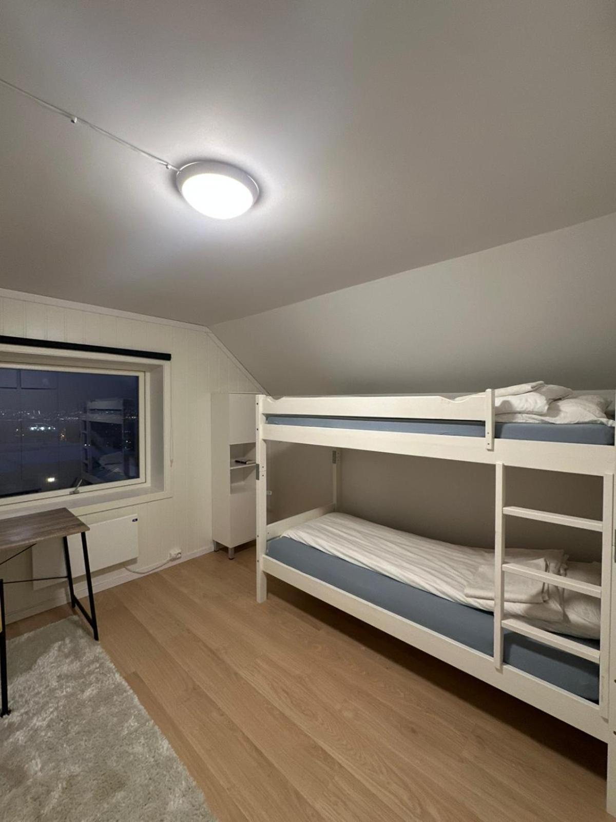 Hostel Lun *