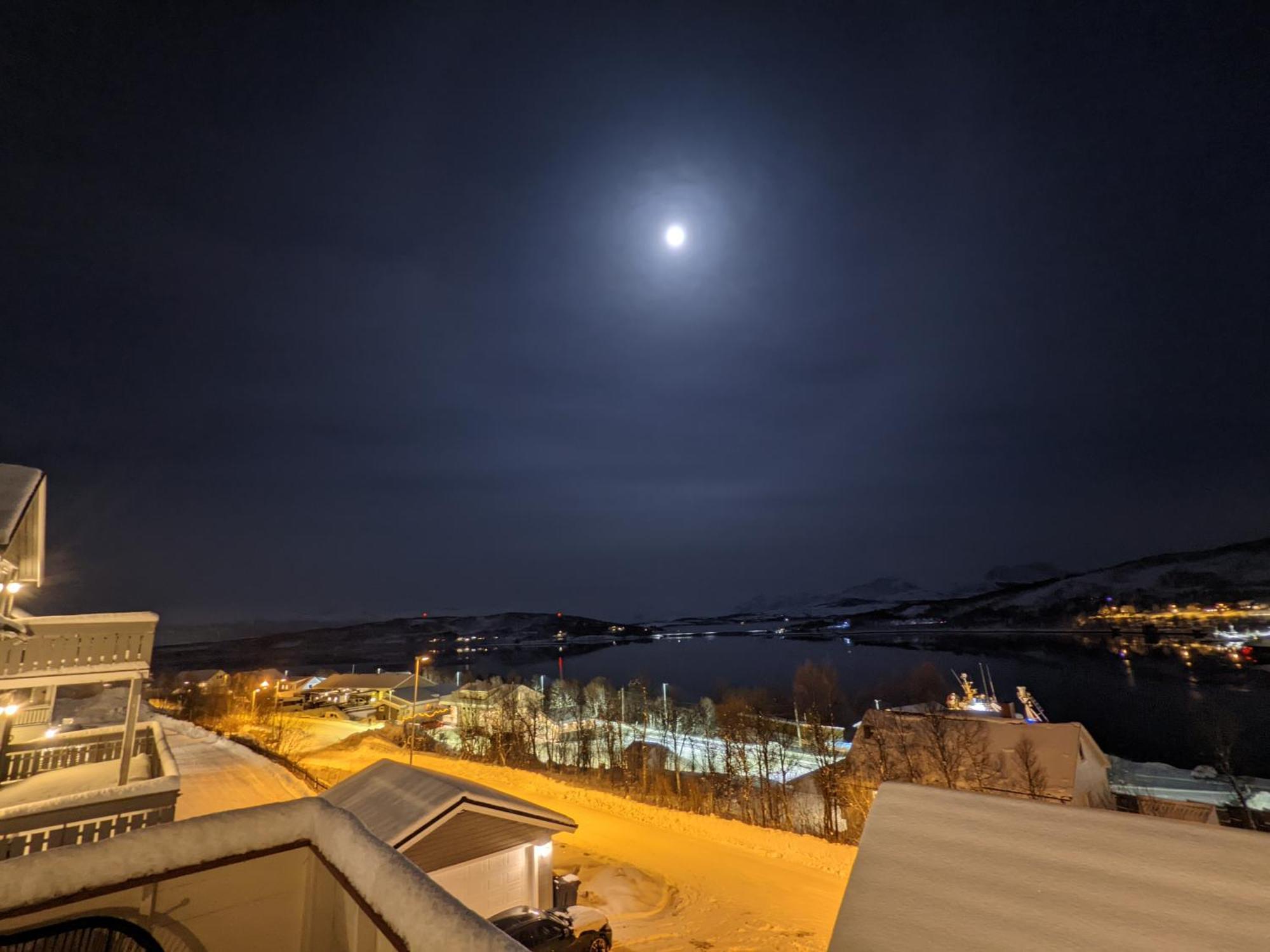 Loftsleilighet,havutsikt,balkong,gratis Parkering * Tromso