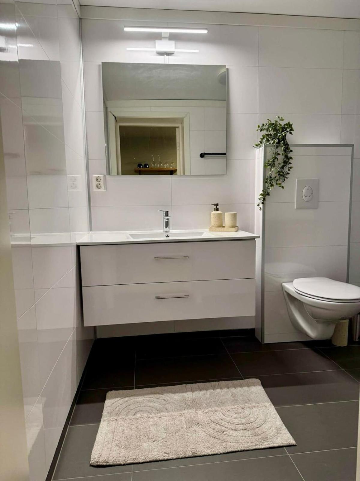 Apartment New In Tromso, With Free Parking *