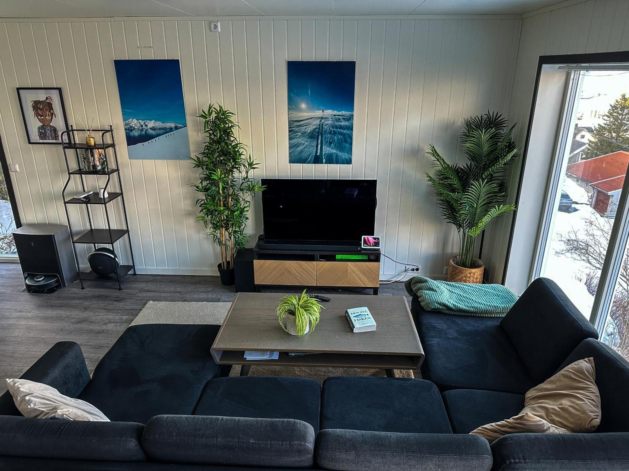 Modern Fjord View Apartment