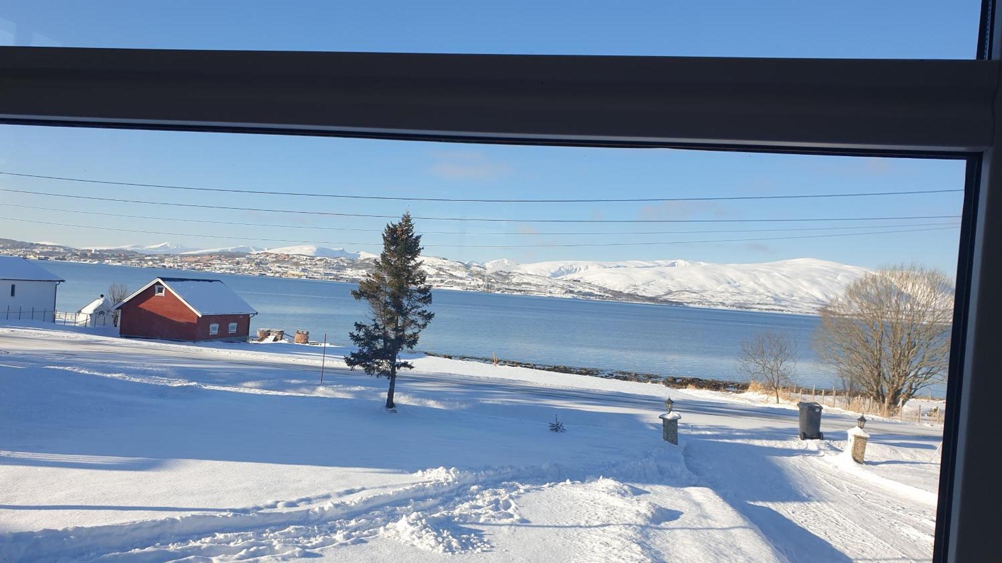 Near The Sea Apartment Tromso