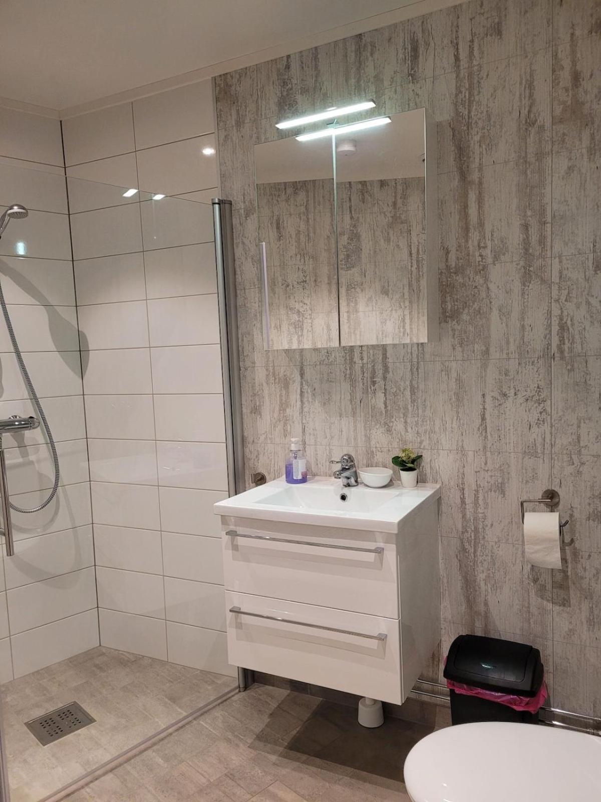 Med Kjokkenkrok I 2 Etg Apartment *
