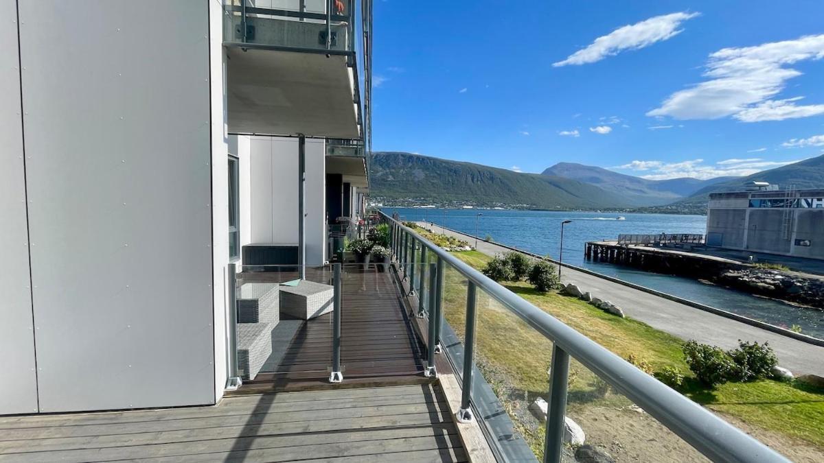 - Seaside -52sq -free Garage Park Tromso