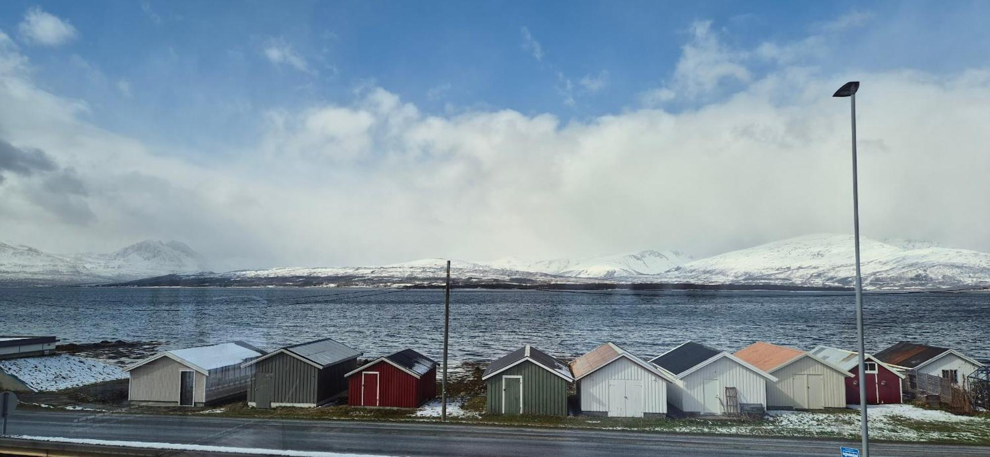 Yggdrasil Sea View Apartment Tromso