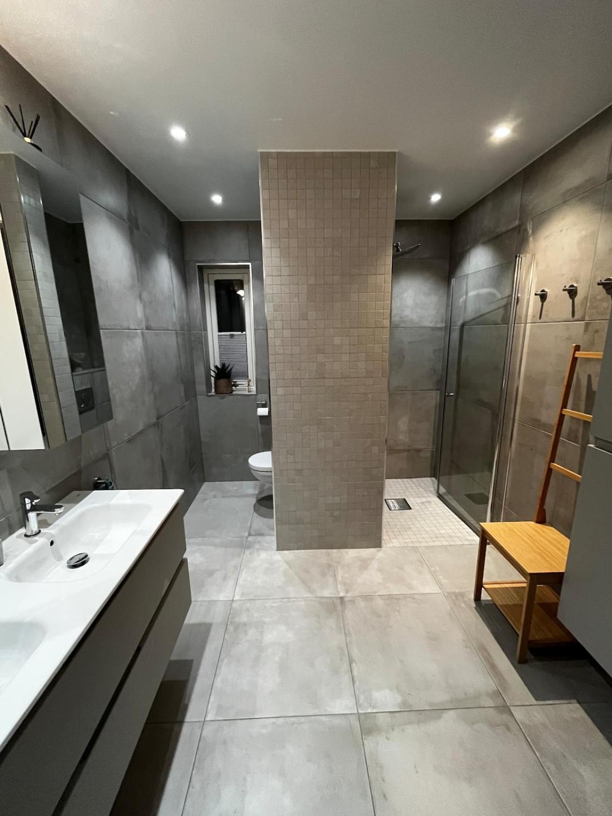 Modern In Villa *