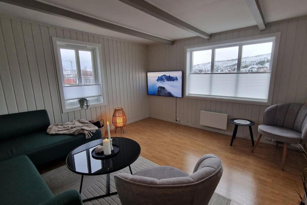 Enebolig I Holiday home