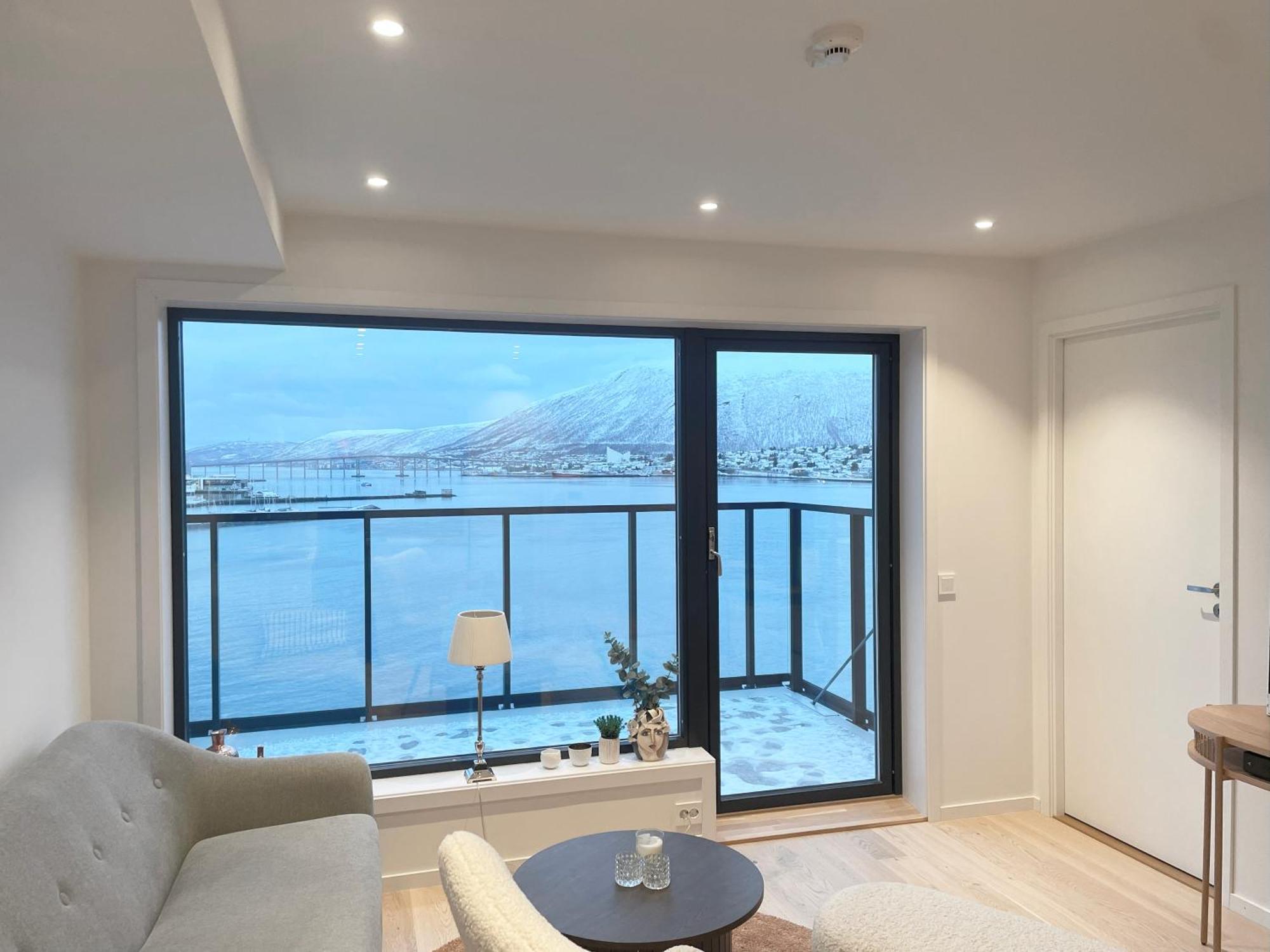 Apartment View B803