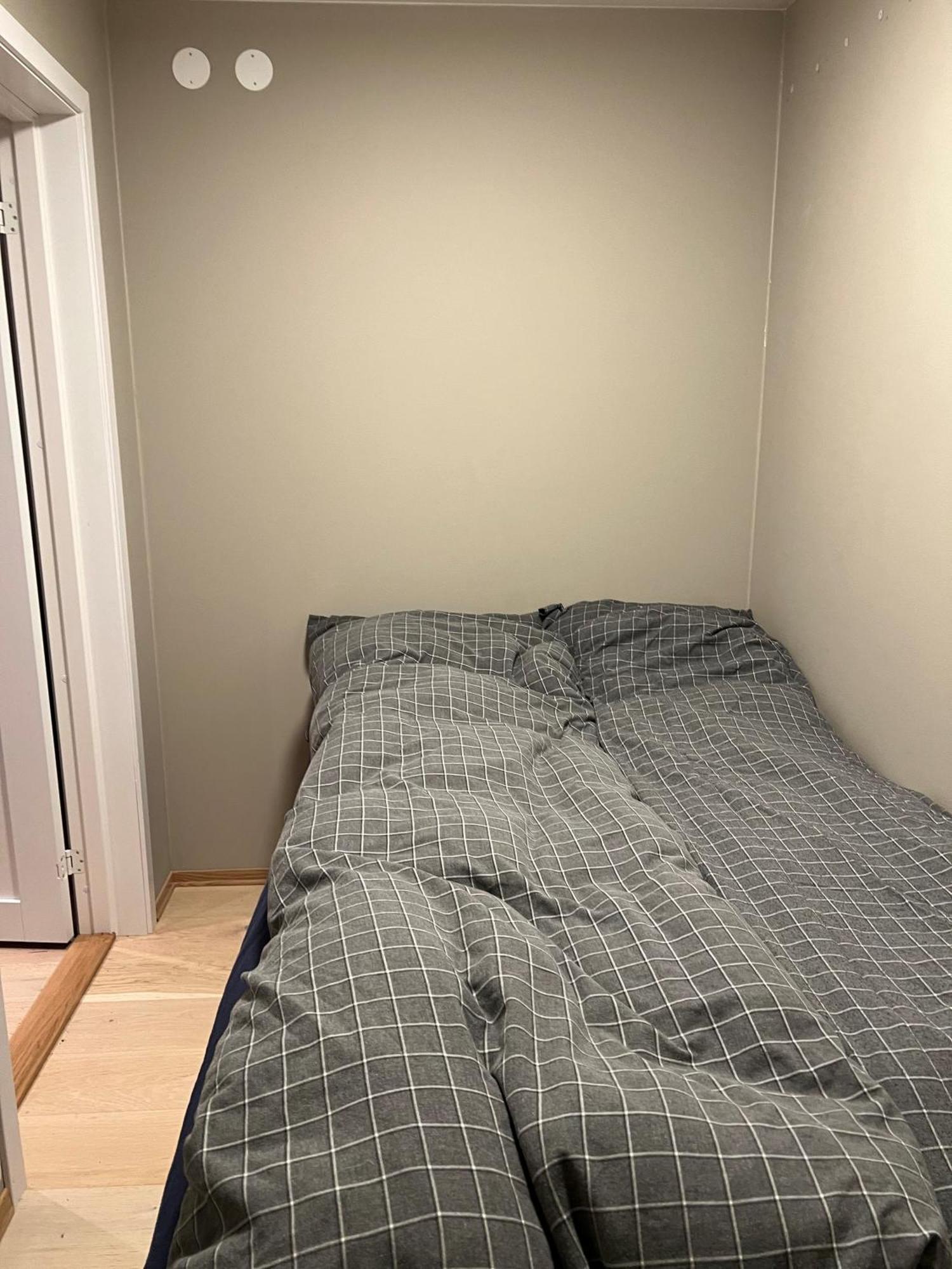 Moderne Liten Pa Toppen Av Tromsoyen Apartment *